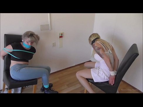❤️ Kev quav yeeb quav tshuaj / khi thiab gagged / damsel nyob rau hauv kev nyuaj siab ❤️❌ Porno ntawm peb hmn.myteporn.ru% Ib ❤